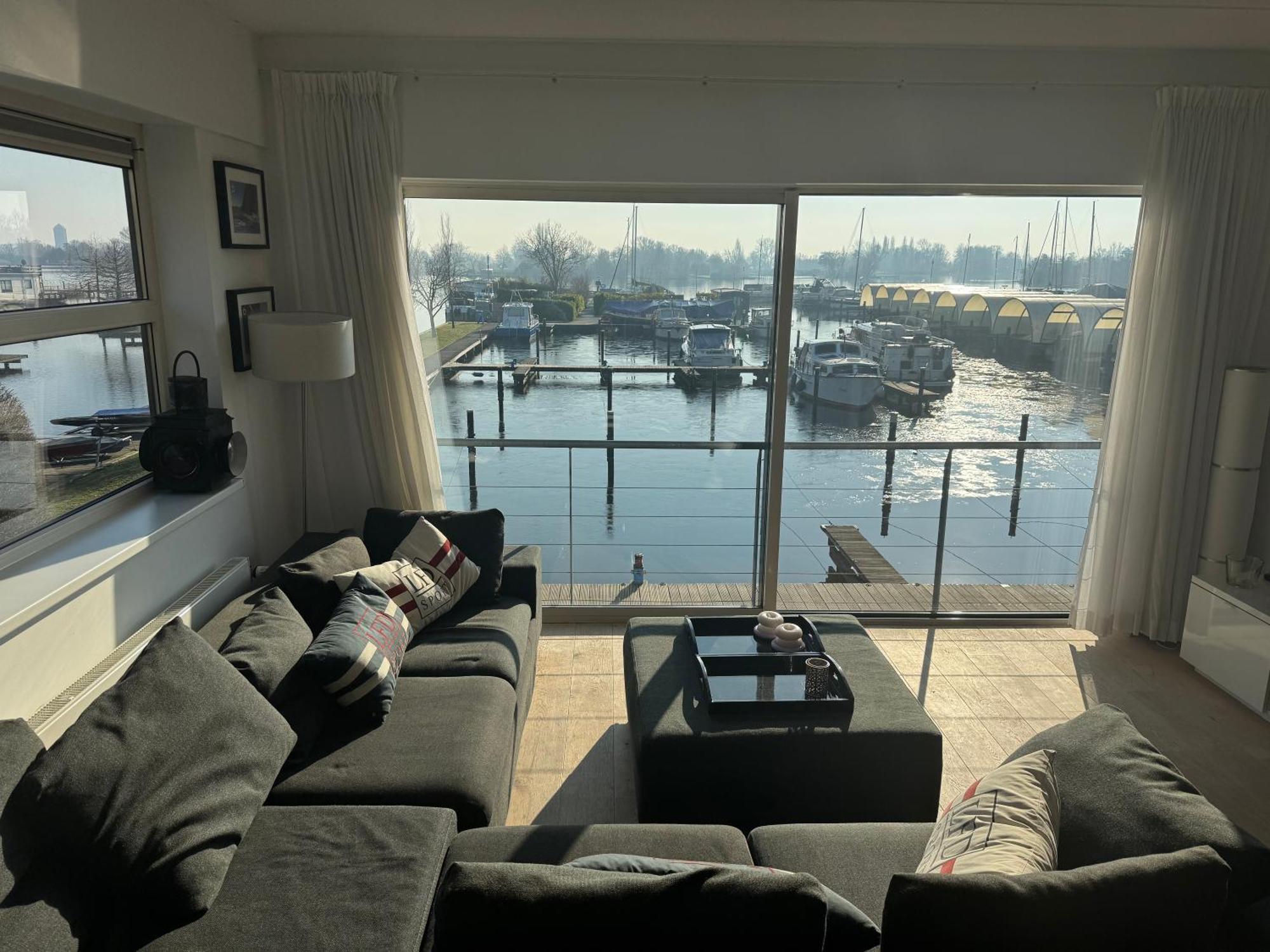 The Boathouse With Boat Villa Aalsmeer Exterior photo
